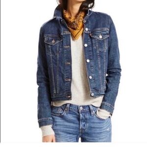 💙💙💙 Levi’s Strauss Denim Jean Trucker Jacket Size S